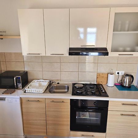 Apartments Cikac II - Modern Apartments By The Beach Mandre Esterno foto